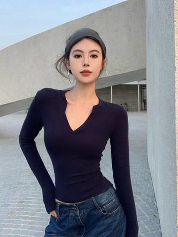VIVILIAN小性感V領修身顯瘦緊身上衣