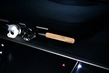 胡桃木车载扩香器汽车通风口香薰夹免费刻字