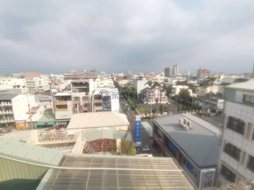 屏東市區雙百貨整新陽台套房生活機能好｜屏東縣屏東市福建路