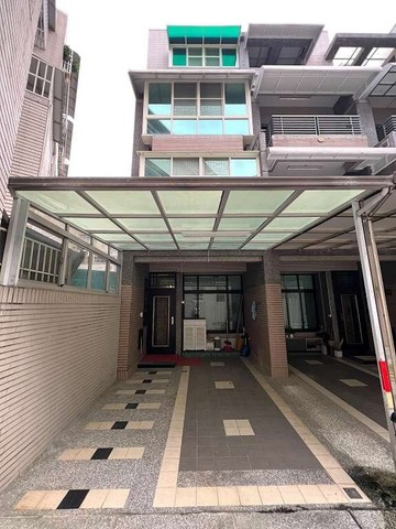 澄清湖特區|稀有大地坪邊間車墅|24H管理｜高雄市鳥松區松竹街