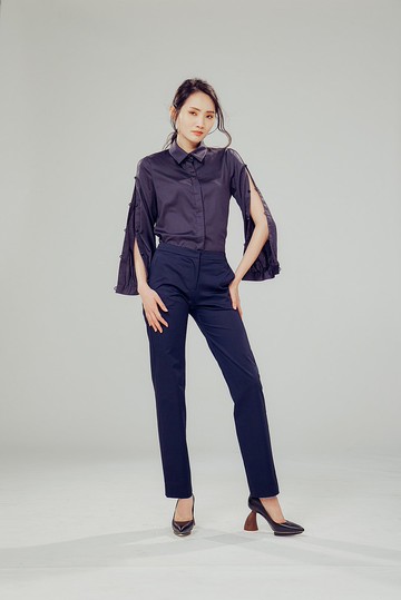 Off-season sale 藍色袖包扣襯衫