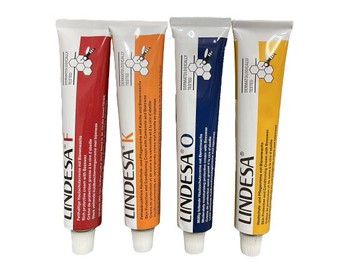 德國 LINDESA 蜂蠟護手霜 護手乳 50ml (經典蜂蠟-黃/油潤型護理-紅/中度滋潤修護-藍/洋甘菊滋潤型-橘）｜全店$199免運
