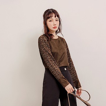 OB嚴選-質感百褶印花異材質拼接麂皮磨毛上衣