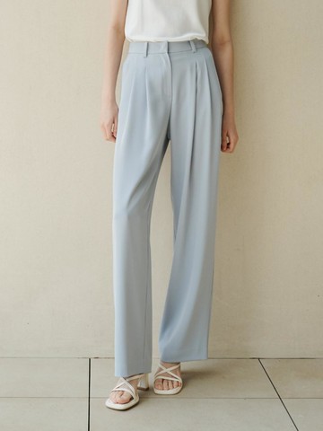 Double Pleated Slightly Wide Leg Slacks