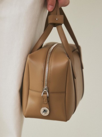 Soft Rigid Box Faux Fur Tote Bag [Cappuccino]