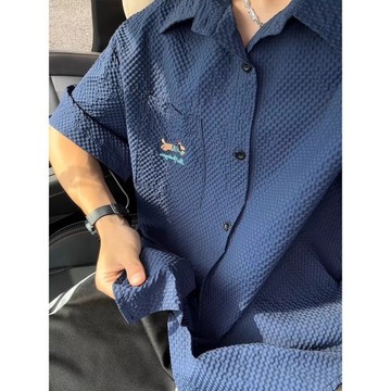 時尚 新款 休閒 泡泡紗 短袖 襯衫 男士 夏季 潮流 情侶 小狗刺繡 襯衫 五分袖 Y