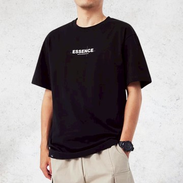 WP| 高雄現貨出貨  ESSENCE印花棉T  短袖  透氣親膚   男女可穿 情侶   黑  白   82306