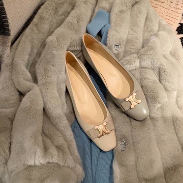 香港方頭小香風低跟單鞋淺口女春秋季經典凱旋門金屬扣粗跟奶奶鞋