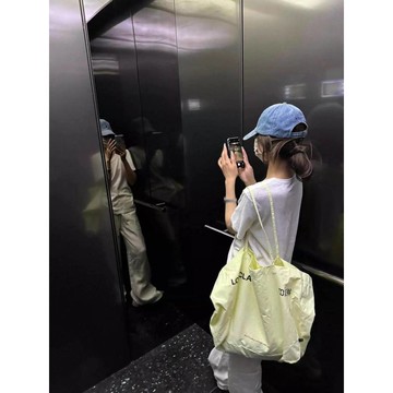 免運🔮韓版簡約大容量帆布包外出單肩痛包購物側背包 斜背包 肩背包 托特包 水桶包 郵差包 旅行包 通勤包 大容量包包