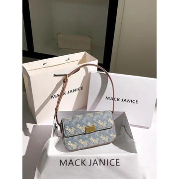 免運🔮香港軟皮高級感馬車老花小方包女新款單肩斜挎腋下韓系大容量斜背包 側背包 時尚百搭休閒包 質感通勤包 小香風包包