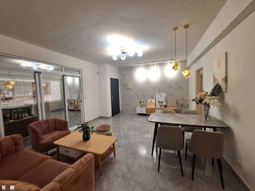 高醫*熱河商圈附近翻新三樓美公寓｜高雄市三民區山東街