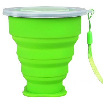 iSFun 戶外旅行掛繩矽膠摺疊水杯 附蓋 210ml  顏色隨機  1個