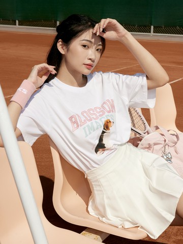 趣味狗狗珍珠寬版上衣-白色