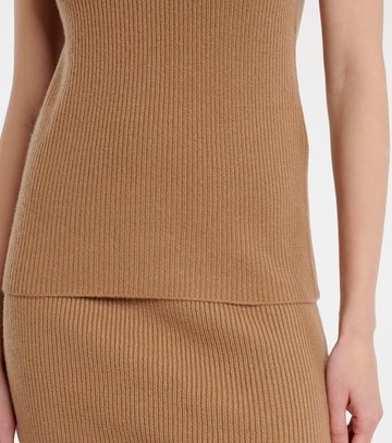 Lisa Yang Freya ribbed-knit cashmere turtleneck top