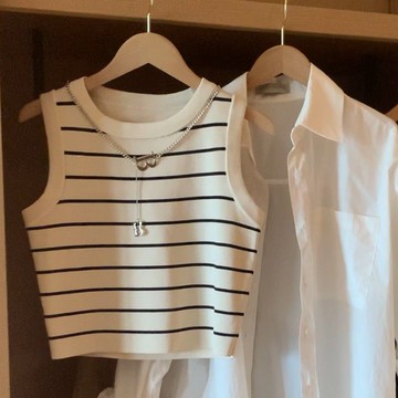 冰絲針織短款條紋背心女時尚內搭鏈條設計感小眾外穿無袖上衣夏季【聚宝屋】