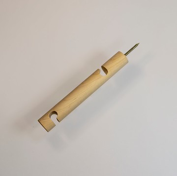 用於將插件挂件和植物懸掛在牆上的樺木壁掛支架。