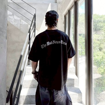 WP| 哥特風字體 刺繡短T 麂皮面料 短袖 18940