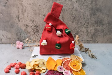 【禾果】可愛聖誕帽手工綜合果乾針織包-紅色-耶誕禮物