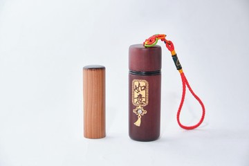 紅豆杉材質圓形臍帶胎毛印章