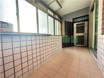 在台南.相遇竹園靜境大四房子母平車｜台南市永康區竹園一街