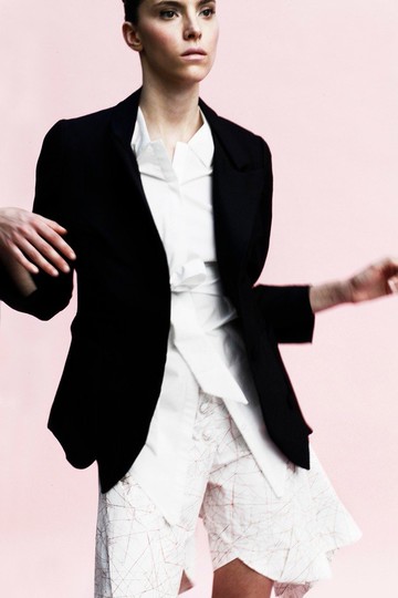 西裝外套: 黑: 日本製: 一片式剪裁