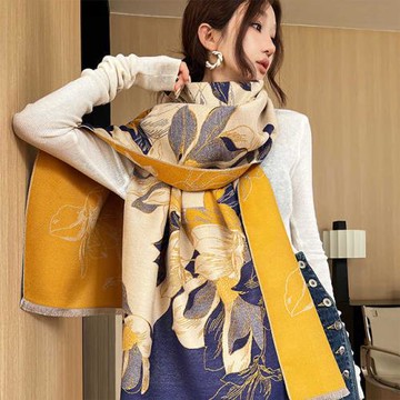 【韓國K.W.】韓國羊絨花草畫圍巾披肩