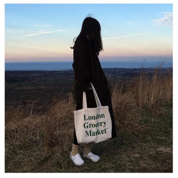 綠色字母帆布包超厚韓國東大門同款ins簡約學院風單肩拉鏈托特包