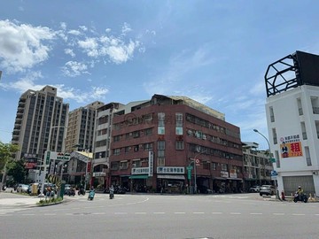 後驛商圈生活機能佳公寓三樓｜高雄市三民區自由一路