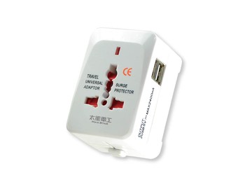 【太星電工MAXSTAR】AA302附2USB多國 轉換 旅行用 插座(二腳扁型插/八字扁腳插/圓型雙腳插)