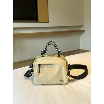 蘇小槿新款小挎包多隔層大容量小方包輕便通勤斜挎包復古媽咪包潮