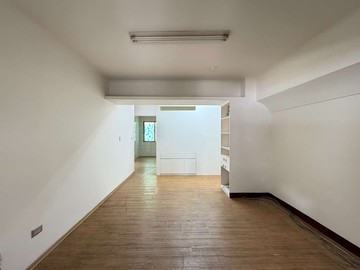 富農街｜十米路｜邊間採光｜一樓店住有地下室｜台南市東區富農街一段