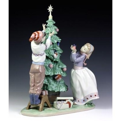 リヤドロ（Lladro リアドロ 陶器人形 置物） クリスマス ツリーを飾