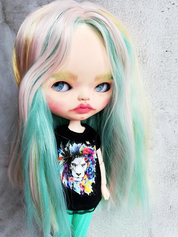 Blythe 訂製娃娃雕塑亞洲 Miko 白色膚色粉紅色藍色頭髮 Tbl OOAK