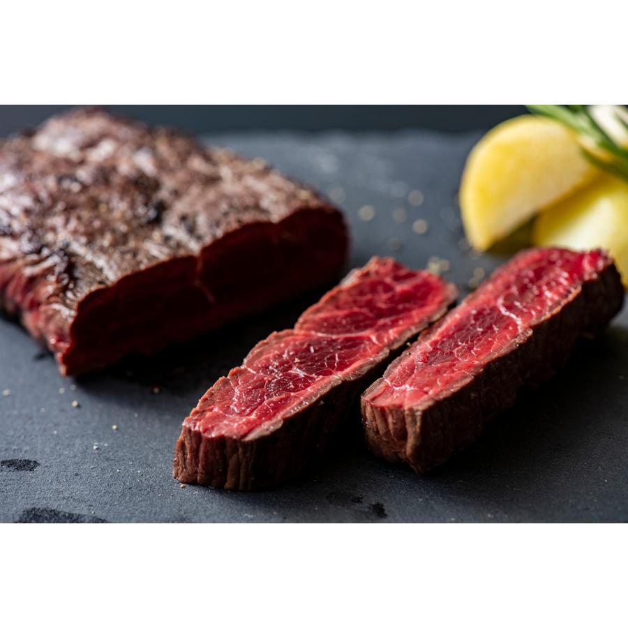 鯨刺身 クジラ肉 鯨肉「極旨熟成くじら肉1kg」人気NO１商品　赤身　刺身　高たんぱく　低脂質　お歳暮　ギフト　タレ付き　くじら　鯨　クジラ　くじら肉