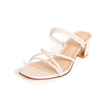 KOKKO時髦細帶線條感2way兩穿粗跟涼拖鞋白色