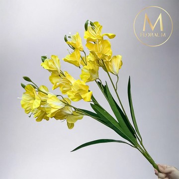 FLORAL M 步步高升春節劍蘭招財黃仿真花材 (1入組) 劍蘭仿真花材 春節花材 招財黃花材 仿真花材 過年佈置 年節花材 開運花材 插花材料 人造花 新年擺設 招財花 步步高升花材 居家佈置 商業佈置