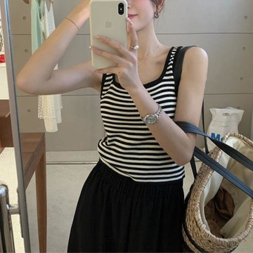 薄款交叉美背針織上衣2024夏季純欲辣妹一體帶胸墊吊帶小背心女潮