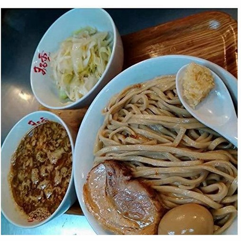 二郎系 超極太 オーション生麺 200g 常温 ラーメン つけ麺 ごわごわ ワシワシ食感 麺くる 麺のみ, 3食 大きな取引