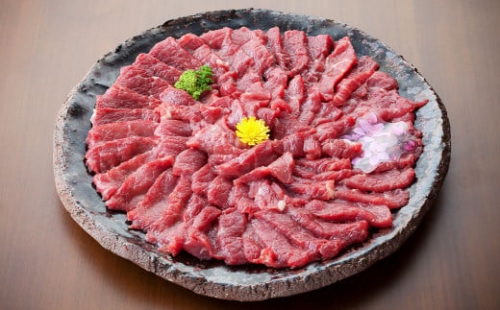 熊本 馬刺し 上霜降り (トロ) 50g×6個 計300g たれ付き