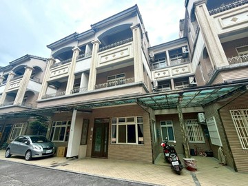 宜市中華國中旁3房學區別墅~台灣房屋婕如~小豬｜宜蘭縣宜蘭市黎明三路