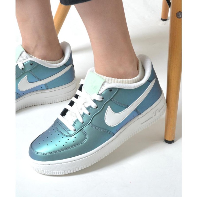 NIKE AIR FORCE 1 LV8 ナイキ エア フォース ワン エレベイト ブルー