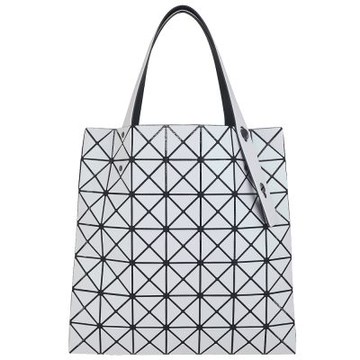 ISSEY MIYAKE 三宅一生 BAOBAO 白色霧面三角格7x7肩背/手提包