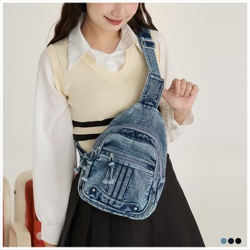 天藍小舖-簡約線感牛仔斜背胸包-共3色-$490【A17175134】