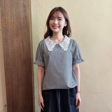 Hana Mokuba 鏤空蕾絲立領格紋綁帶收口上衣