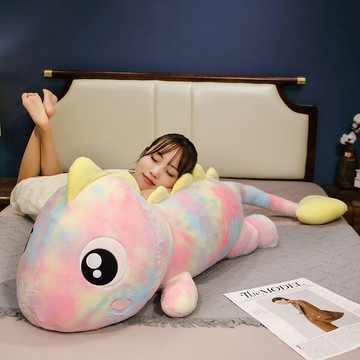 8257 名回訪客💞七彩恐龍抱枕睡覺夾腿枕女友生日禮物可愛大眼睛恐龍陪睡娃娃公仔4OKA