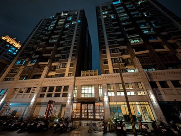 竹南車站【雙城】大三房平車屋況超美直接入住｜苗栗縣竹南鎮三平路