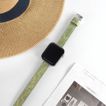 Apple Watch 全系列通用錶帶 蘋果手錶替用錶帶 細版圖騰 銀鋼扣 真皮錶帶 淺綠色