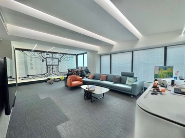 近市議會站｜河岸綠景大面寬約7.5米店面｜含四車位｜高雄市前金區市中一路