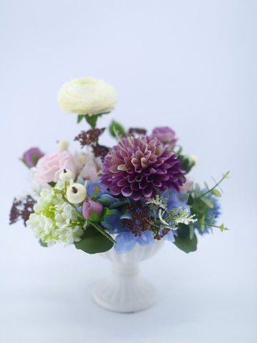 陸蓮玫瑰冠軍杯香氛花禮 免運專人配送限雙北市 其餘地區需補運