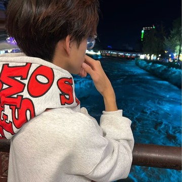 春秋季新款連帽大學T男港風寬鬆潮流字母印花百搭上衣男